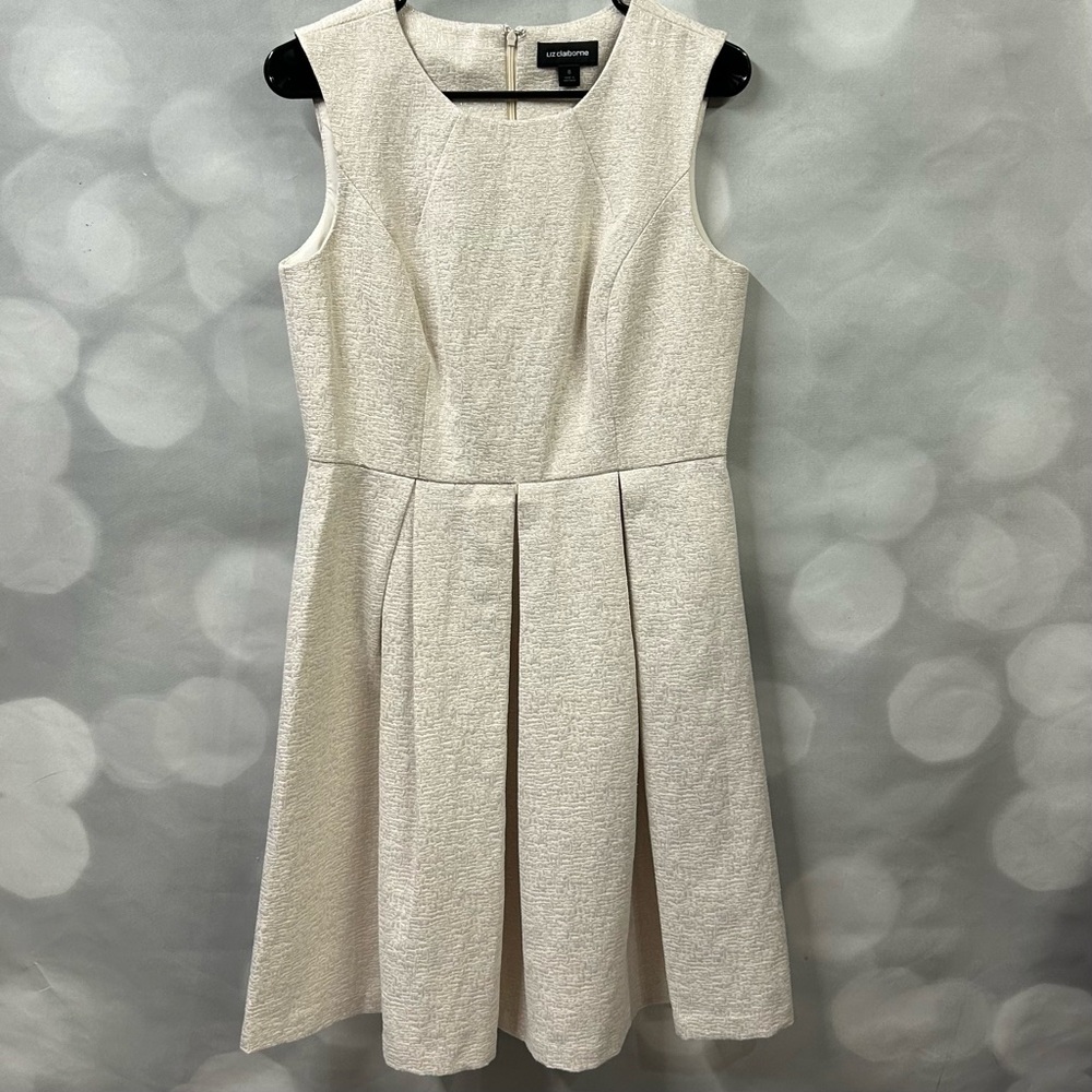 Liz Claiborne cream‎ dress with gold thread with flair structured skirt size 8